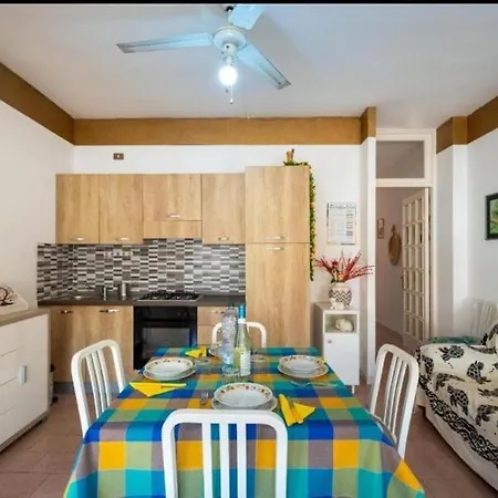 Casa Nicolaus Lägenhet Lido Marini
